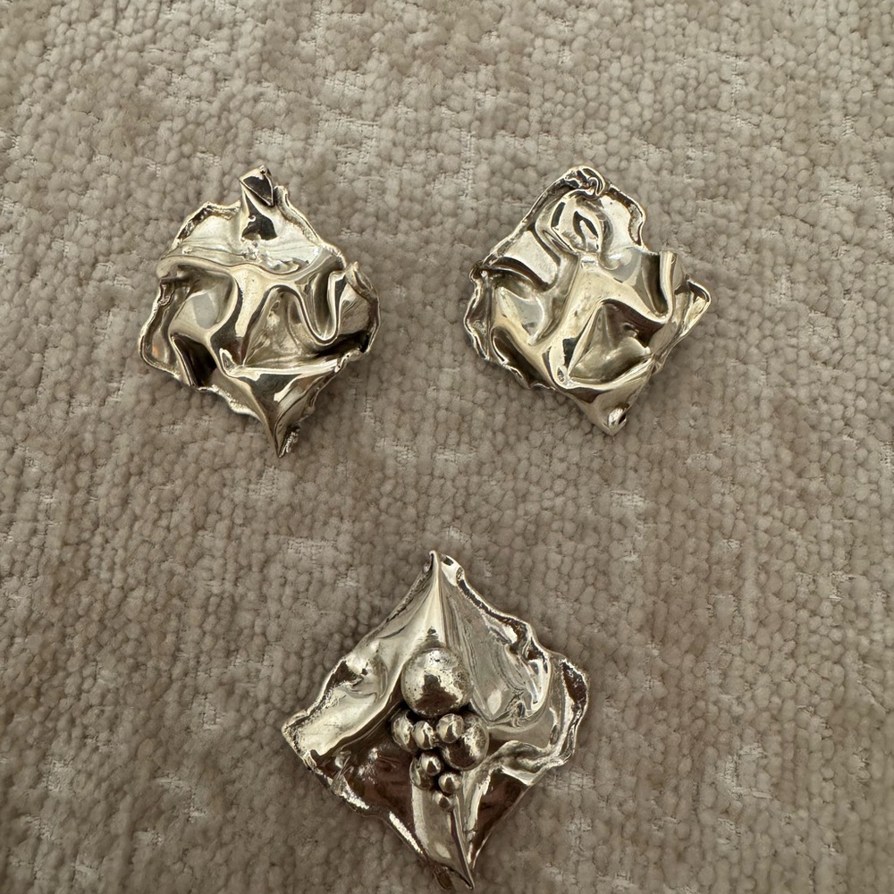 Vintage modernest Crinkle 925 silver earrings and slide